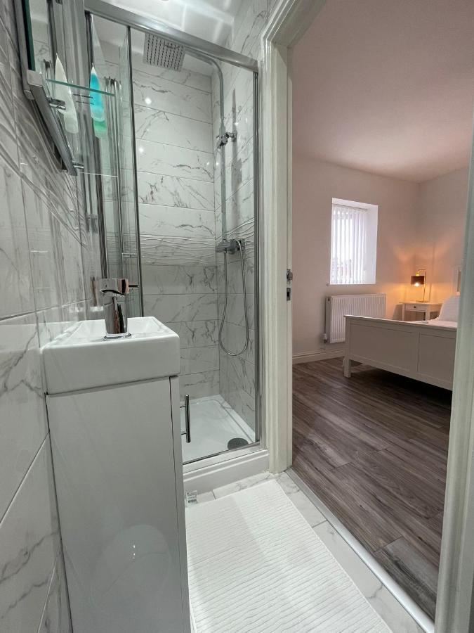 Citybreaks Rooms With Free Parking Liverpool Exterior photo